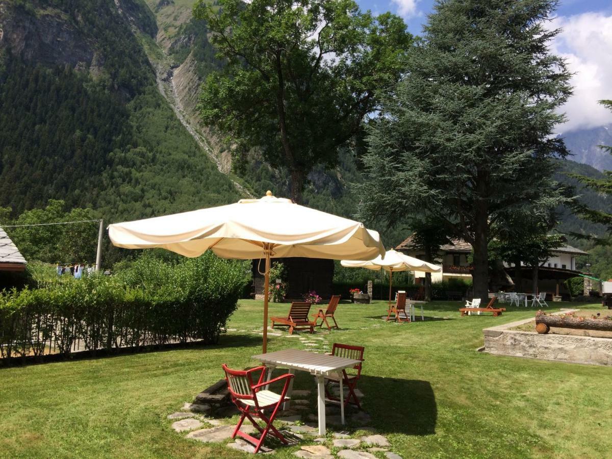Ferienwohnung Hameau De Jadis Pré-Saint-Didier Exterior foto
