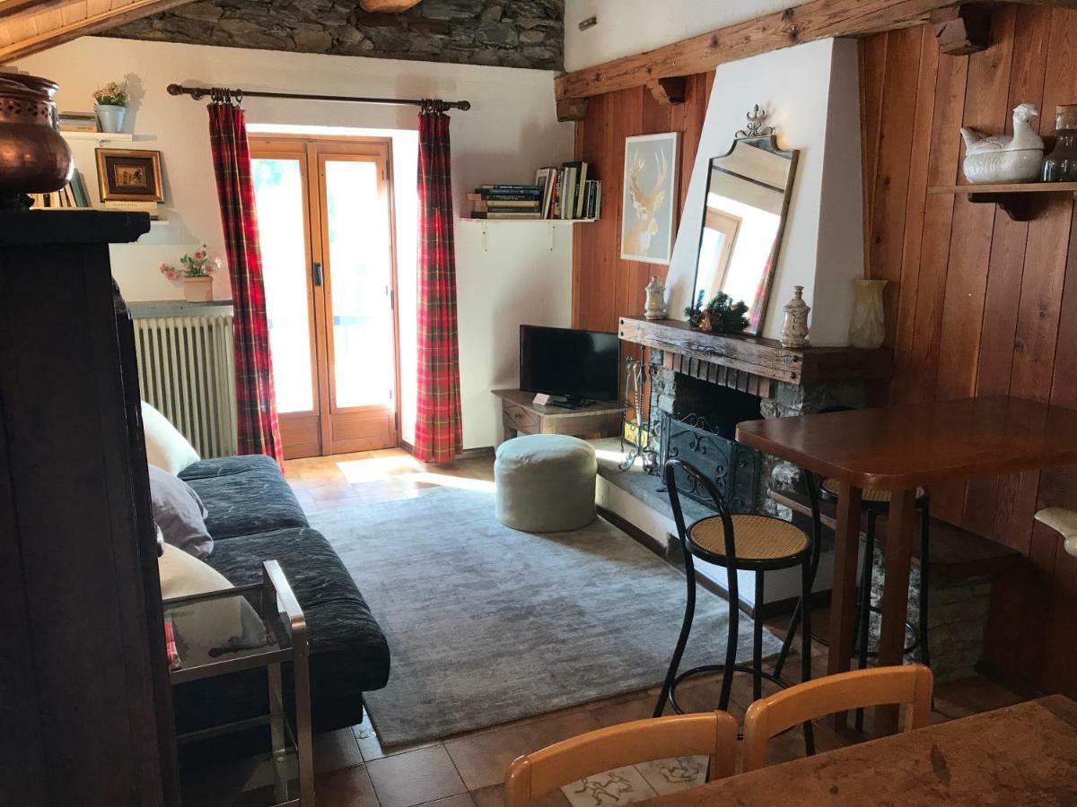 Ferienwohnung Hameau De Jadis Pré-Saint-Didier Exterior foto